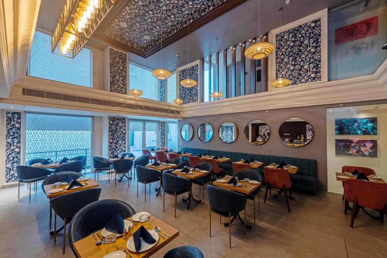 Hotel Saket 27 New Delhi Exterior photo